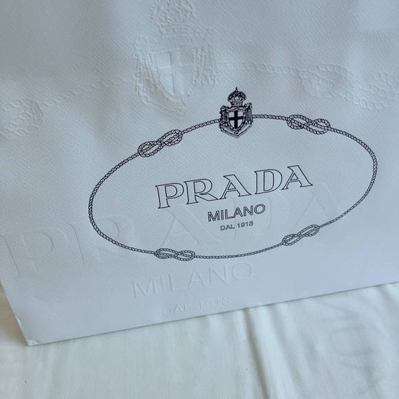 Prada bucket bag - Picture 13 of 15